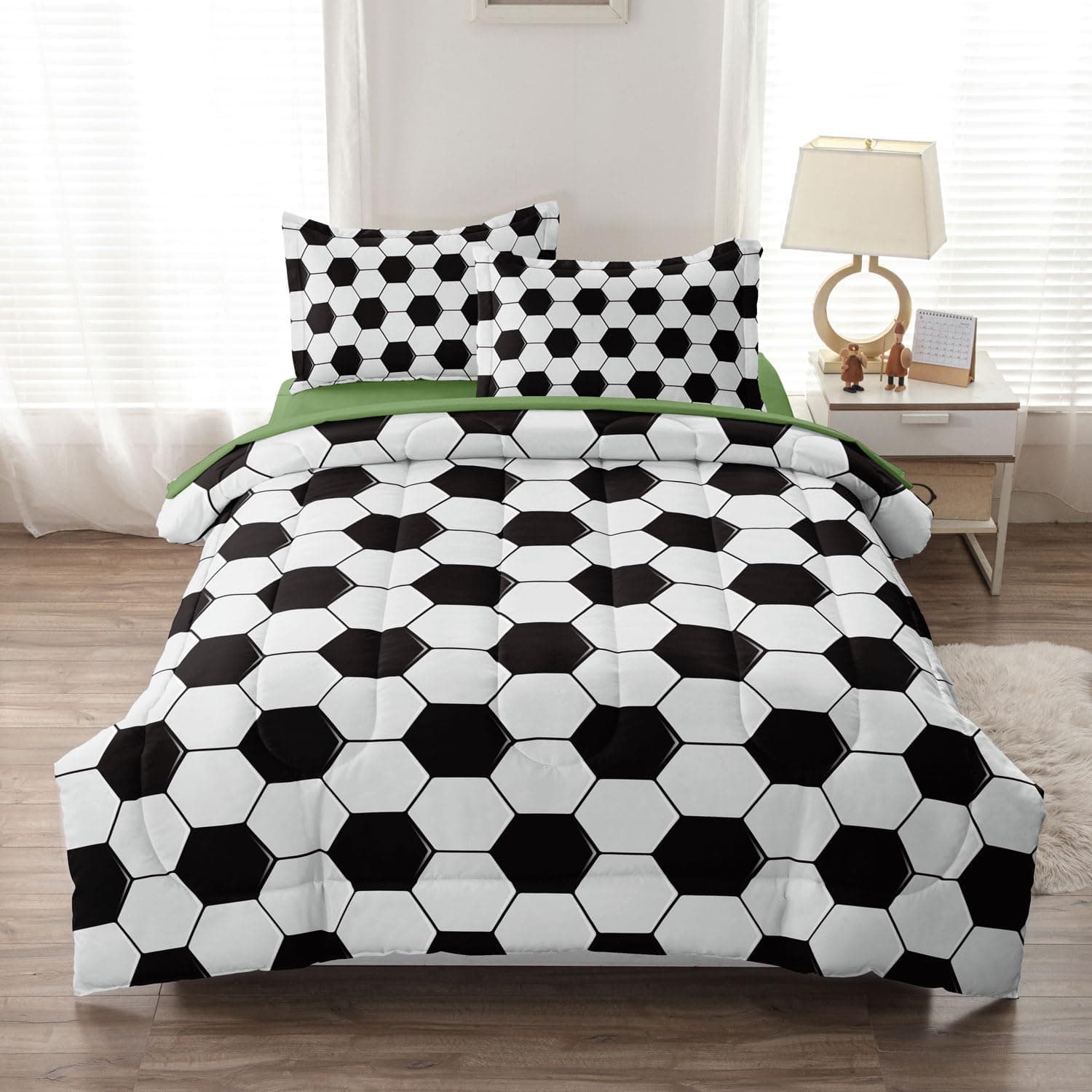 Jogo de edredom de futebol solteiro para meninos e meninas, 4 peças, roupa de cama de solteiro, conjunto de cama com lençóis, preto e branco para adolescentes - Imagem 4