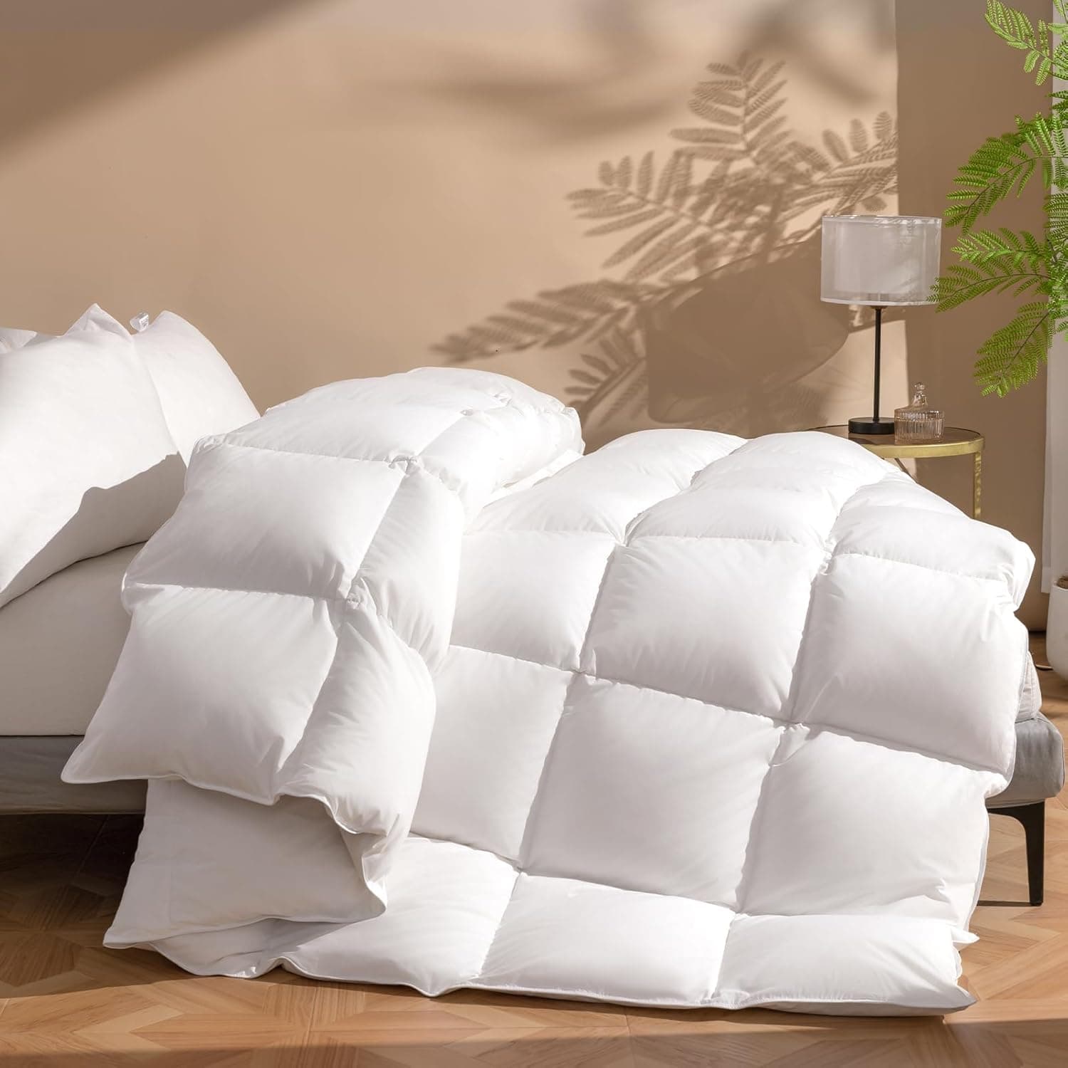 DWR Edredão King de luxo grande, 50% enchimento de plumas, mistura de algodão ultramacio, peso médio, enchimento de edredom estilo hotel com laços (300 x 238 cm, branco)
