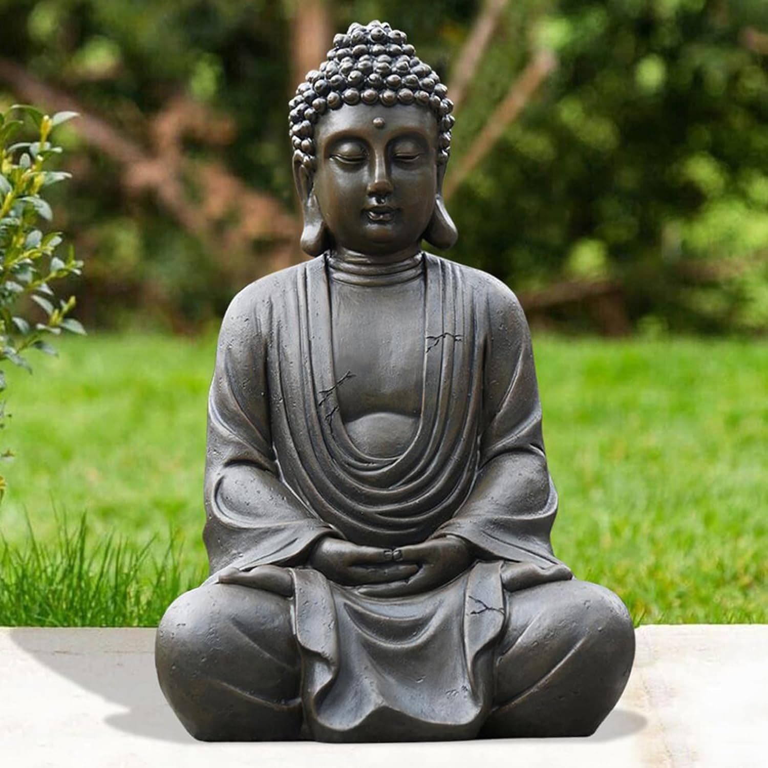 Estatueta de zen buda meditando da Limeide, escultura - Decoração interna/externa para casa, jardim, com colar de contas de madeira natural, poliresina, visual de bronze antigo (11,4 polegadas)