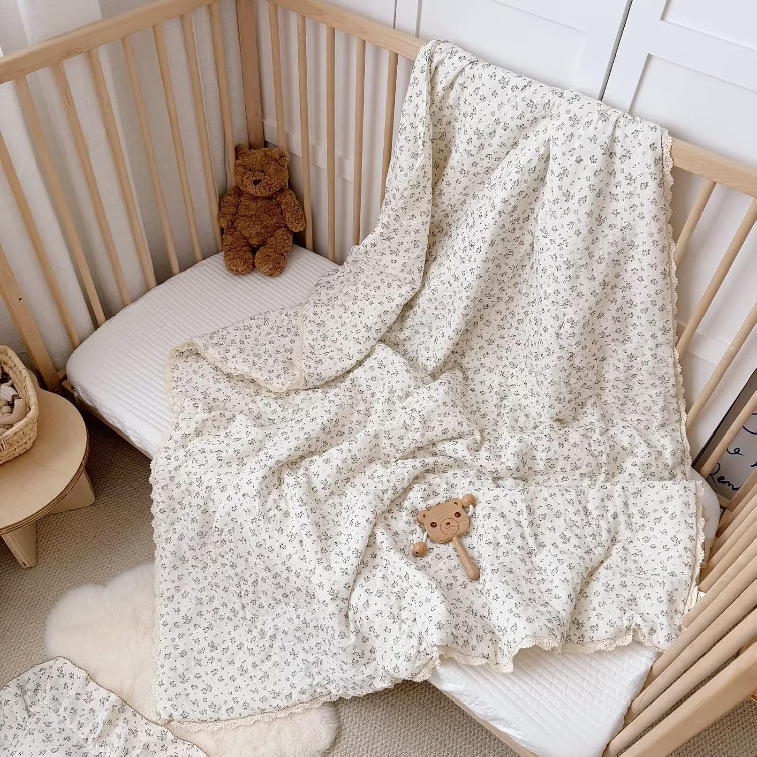 BuLuTu Colcha infantil chique floral 100% algodão musselina para cama de solteiro/cama de criança, cobertor de flores marrons azuis com bordas de renda para meninas e meninos, 124 x 159 cm, sem