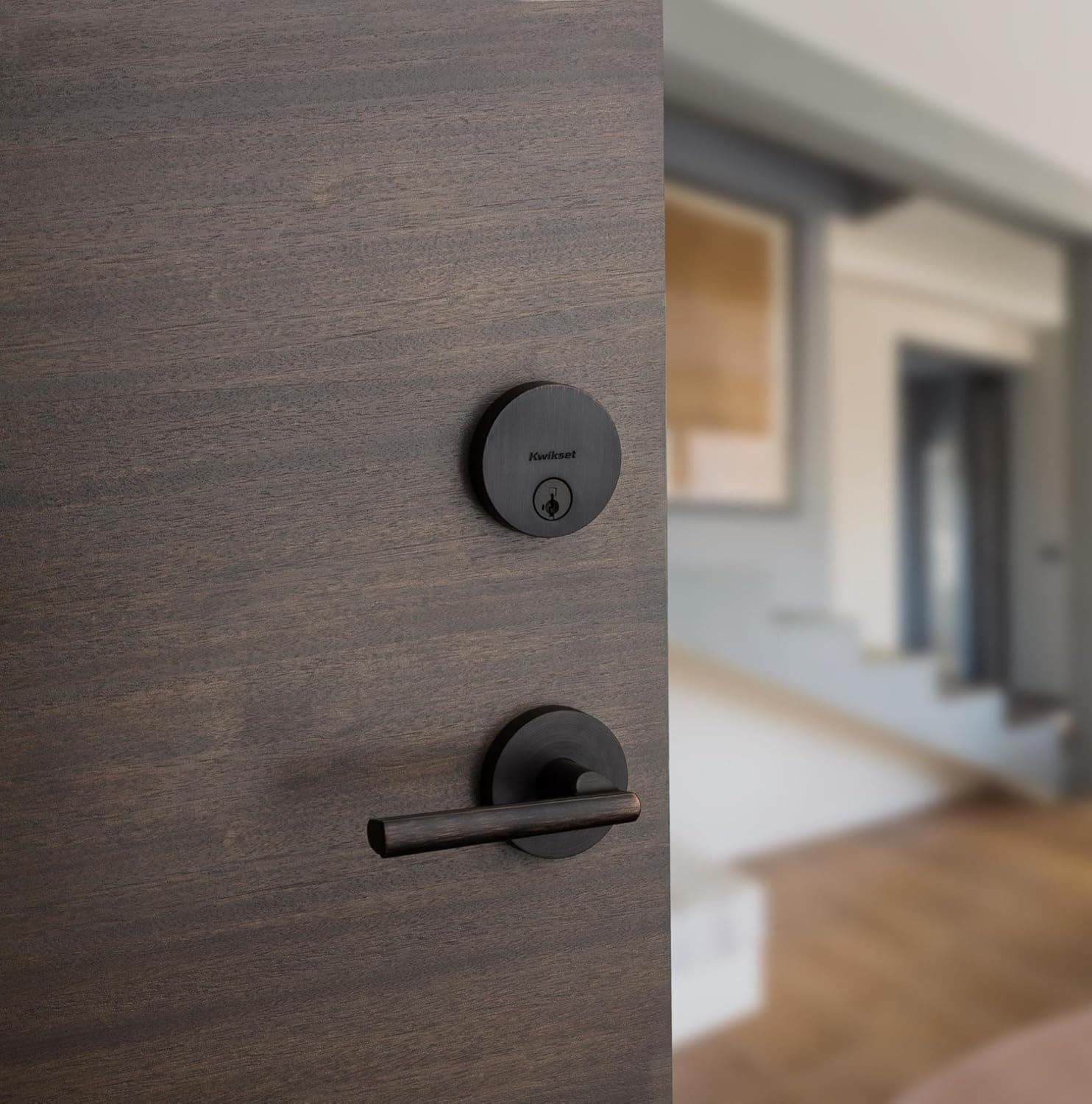 Kwikset Fechadura de porta de cilindro único contemporâneo, discreta, fina, redonda, moderna, com SmartKey Security Venetian Bronze - Imagem 3