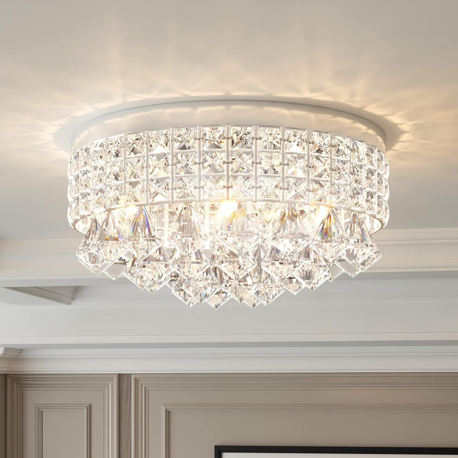 Maxax Lustre de cristal de 4 luzes, luminária de teto moderna de tambor, cortina de metal redonda de montagem embutida em gota de chuva, para sala de jantar, sala de estar, banheiro, quarto, cromado