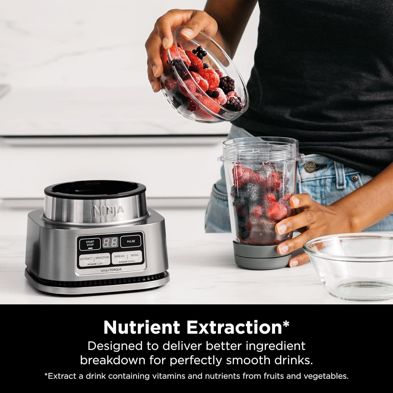 Ninja SS101 Foodi Smoothie Maker & Extrator de Nutrientes* 1200 WP, 6 Funções Smoothies, Extratões*, Pastas, SmartTORQUE, 397 g Máquina de Smoothie, (2) Copos e Tampas To-Go Prata - Imagem 4