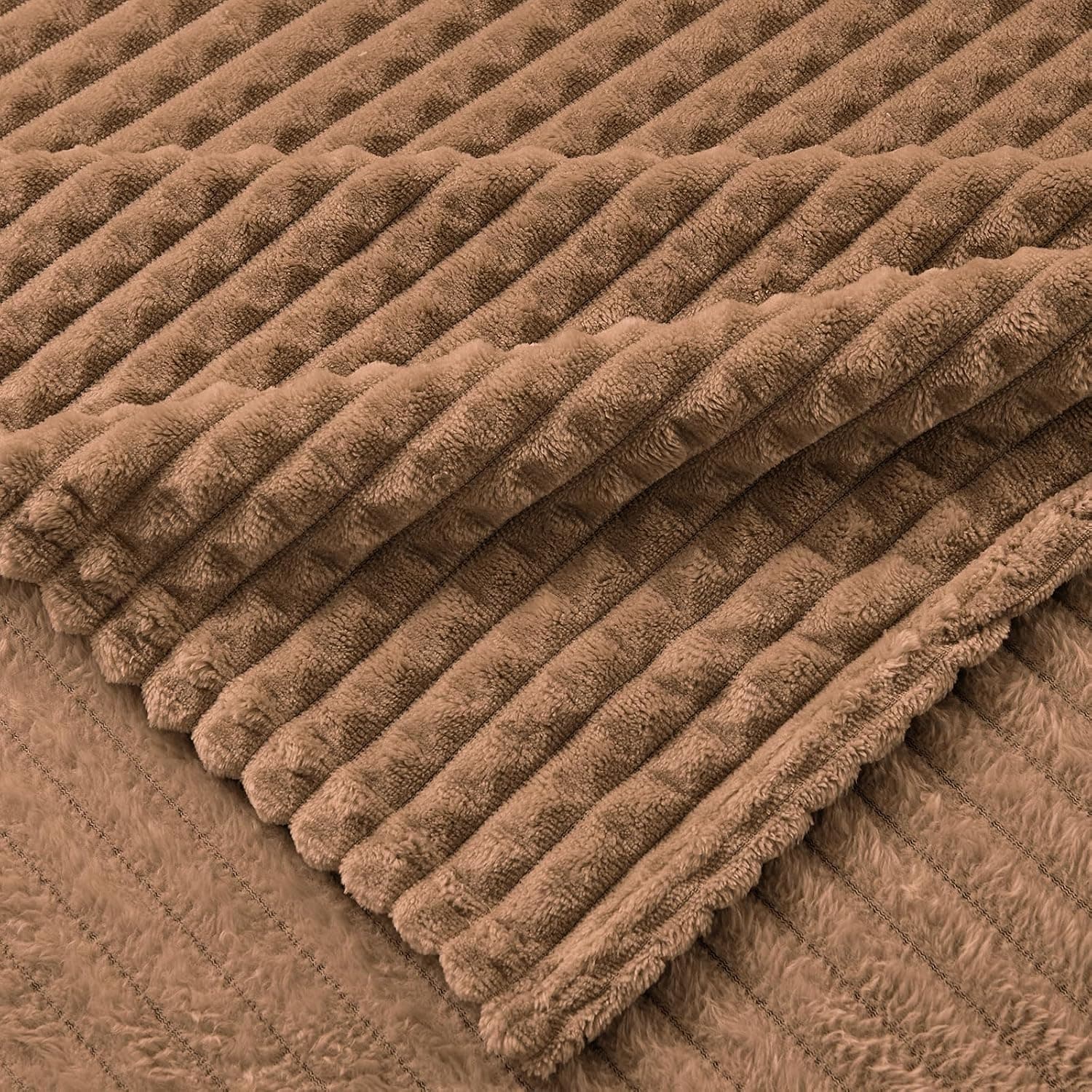 EMME Cobertor de lã de flanela de luxo tamanho solteiro para sofá-cama, sofá, cadeira, macio, macio, quente e aconchegante com design de grade geométrica (marrom, 152 x 203 cm) - Imagem 4
